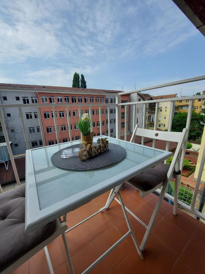 Center Danube Street Apartment Novi Sad Exterior foto